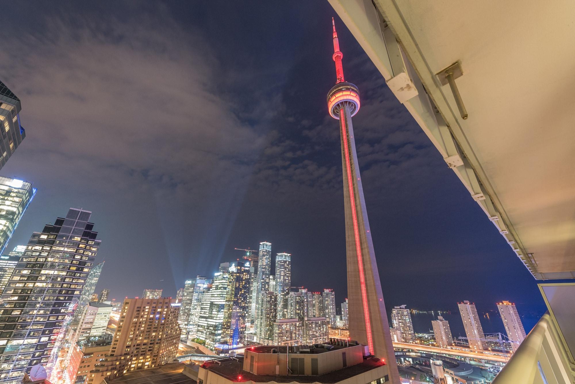 Grand Royal Condos - Cn Tower Toronto Exteriör bild