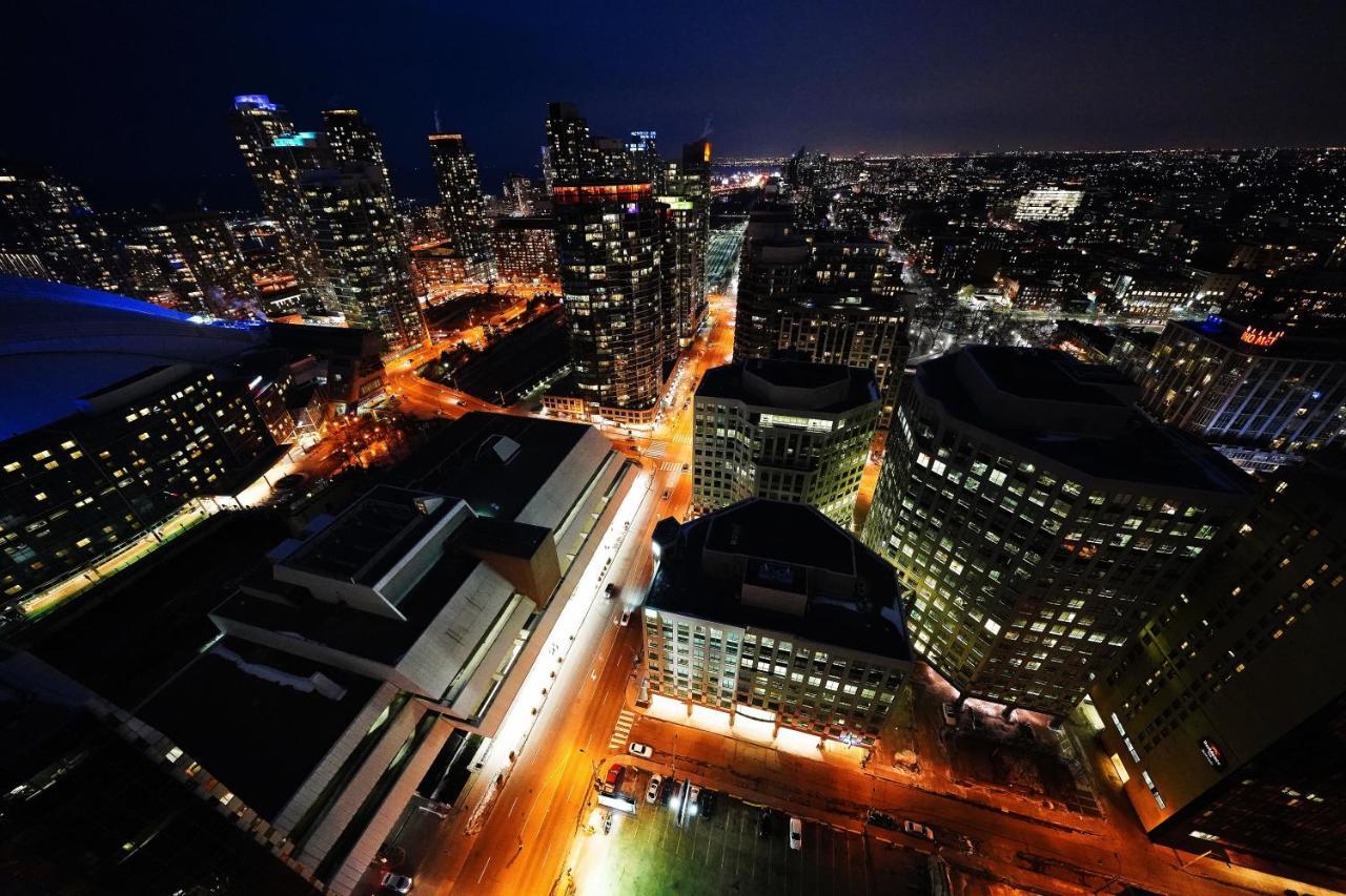 Grand Royal Condos - Cn Tower Toronto Exteriör bild