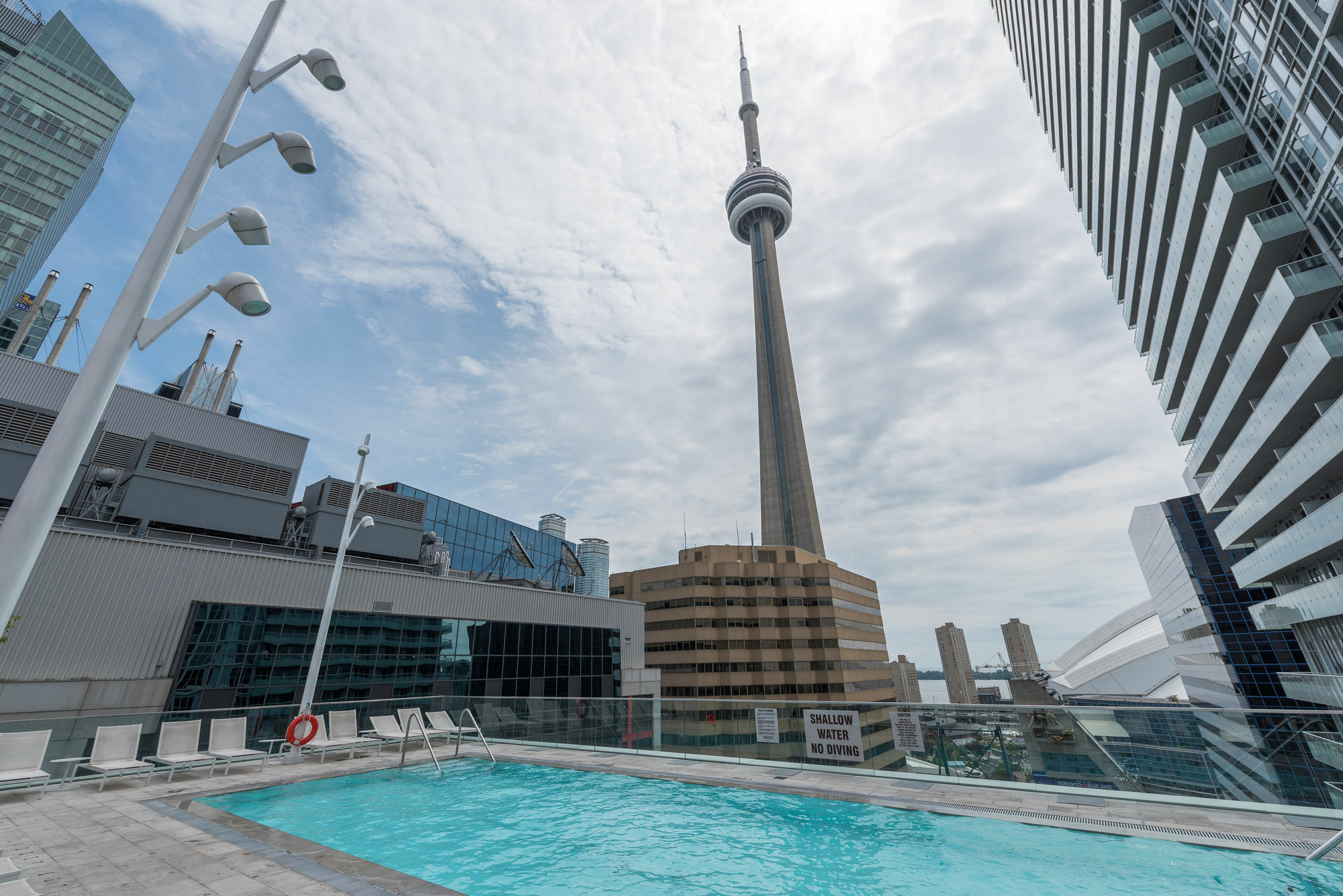 Grand Royal Condos - Cn Tower Toronto Exteriör bild